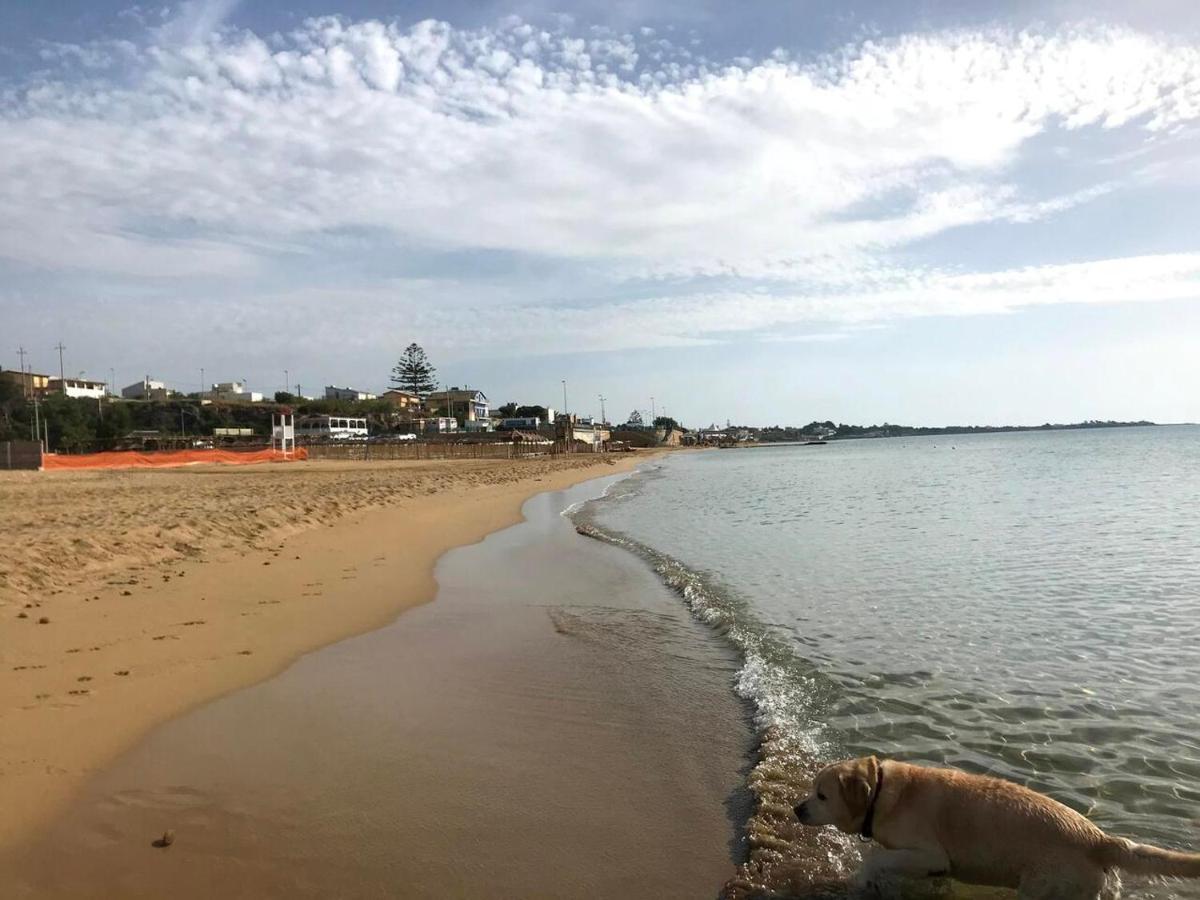 Nilla Apartments Lido di Noto المظهر الخارجي الصورة