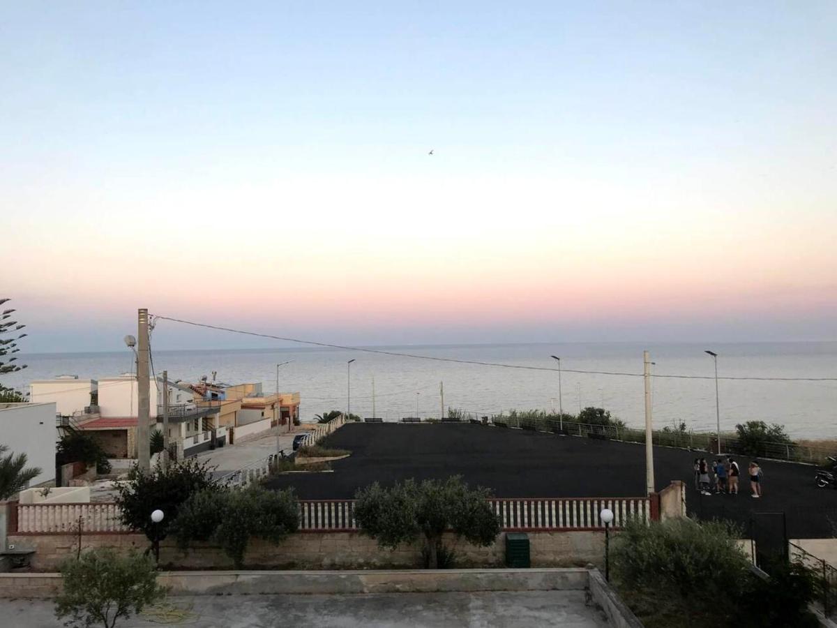 Nilla Apartments Lido di Noto المظهر الخارجي الصورة