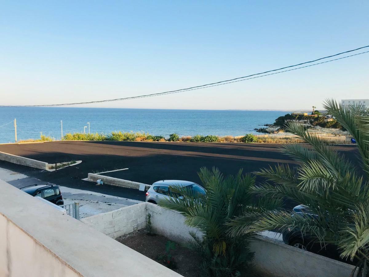 Nilla Apartments Lido di Noto المظهر الخارجي الصورة